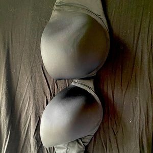VS strapless bra